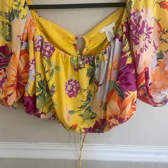 H&M Women's Floral Print Puff Sleeve Open Back Top - Picture 5 of 9